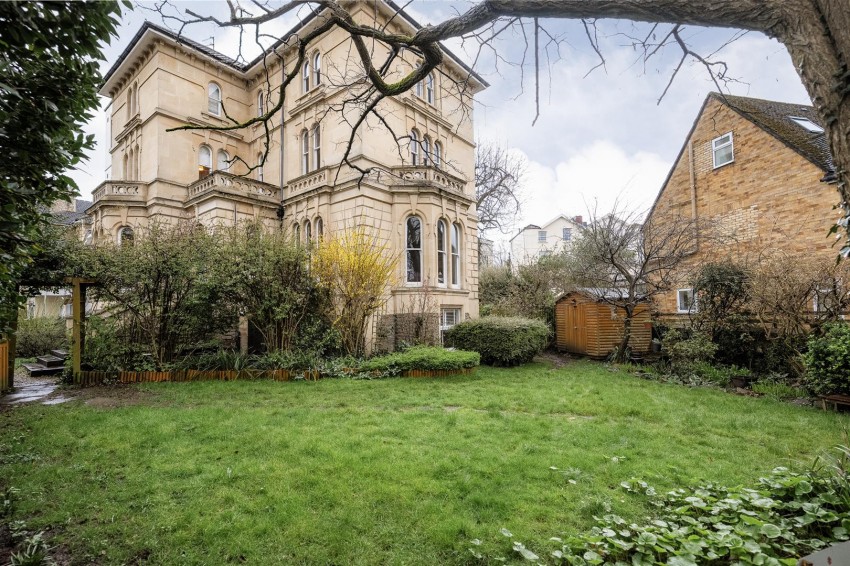 Images for Warwick Road | Redland