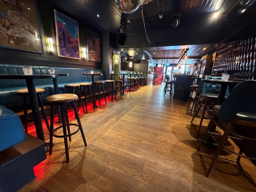 Images for Former Bar, Queens Road, Clifton, Bristol
