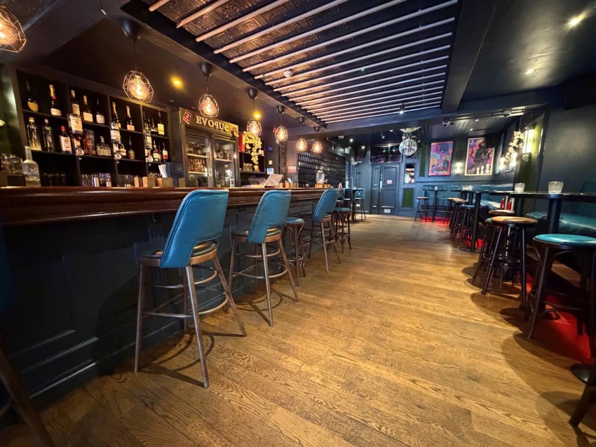 Images for Former Bar, Queens Road, Clifton, Bristol