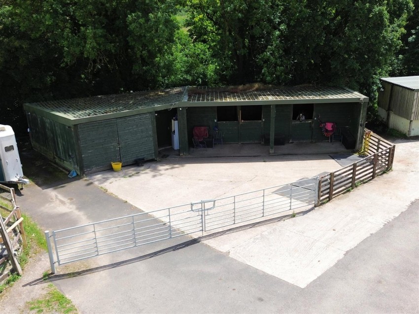 Images for EQUESTRIAN LAND - Newpit Lane, Bitton, Bristol
